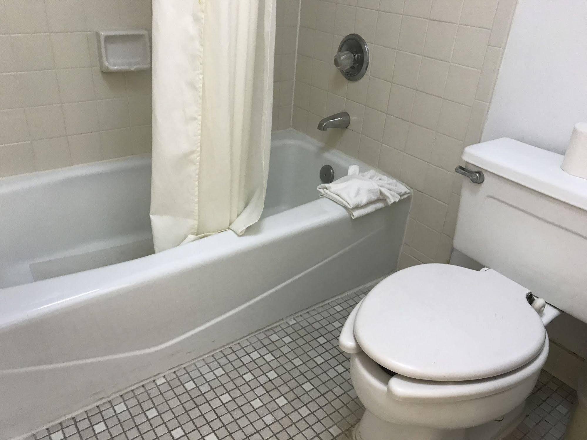 Seven Hills Suites I-10 Tallahassee Eksteriør bilde